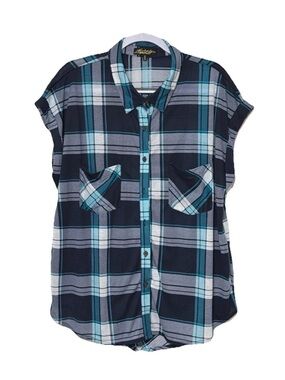 Absolutely Famous Top